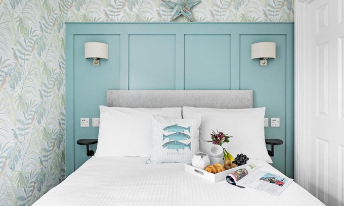 Torquay City Centre House | Sandway House