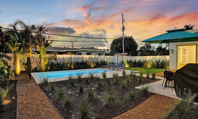 North Corals House | Sandy Shores Escape. Private Heated Pool