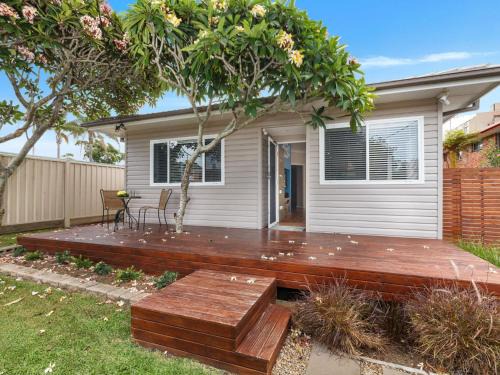 Forster House | Sandy Toes