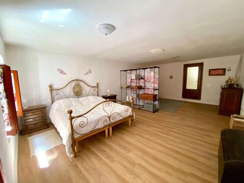 Terricciola Apartment | Sangiovese & Ciliegiolo