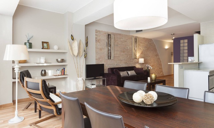 El Camp de l'Arpa del Clot Apartment | Sant Pau 6 - Beautiful apartment 7 minutes from the Sagrada Familia
