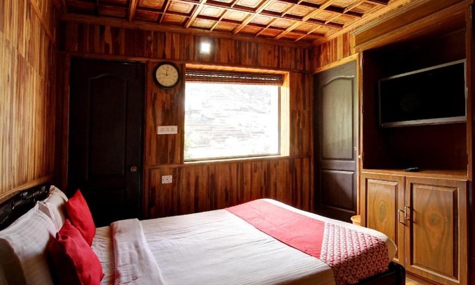 Kodaikanal Hotel | Santhi Ayurvedic Resort