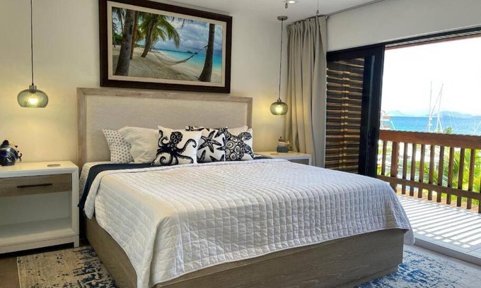 Red Hook Apartment | Sapphire Beach 2 bd Condominium w/washer and dryer