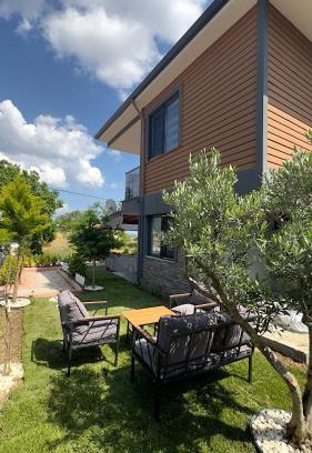 Erikli Koyu Villa | Sarosun Incisi Eriklide Bahceli Müstakil Villa