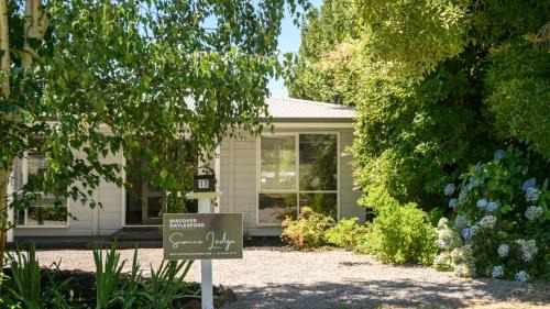 Daylesford House | Savanna Lodge Daylesford
