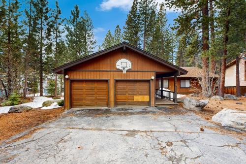 Incline Village House | Scenes of Evergreens