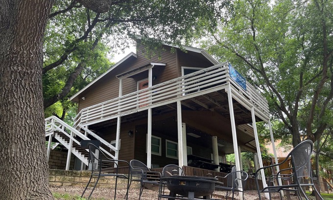 New Braunfels Ski Chalet | Scenic & Peaceful Riverfront Retreat