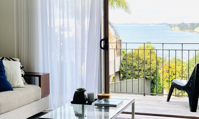 Torbay House | Sea Breeze - Stunning Views in a Modern Auckland Northshore Holiday Home