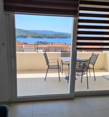 Cres Apartment | Sea&City View Luxury Apartment