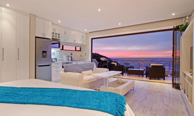 Camps Bay Apartment | Sea Mount
