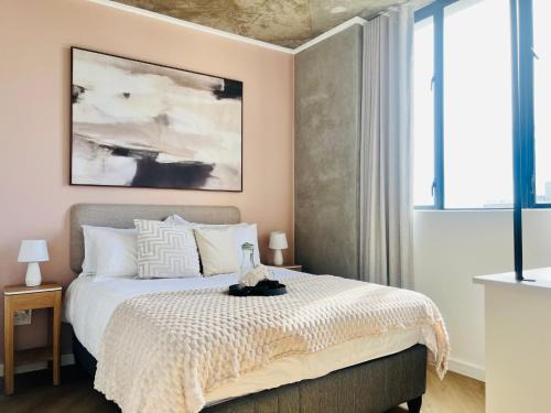 Three Anchor Bay Apartment | Sea Point Solace