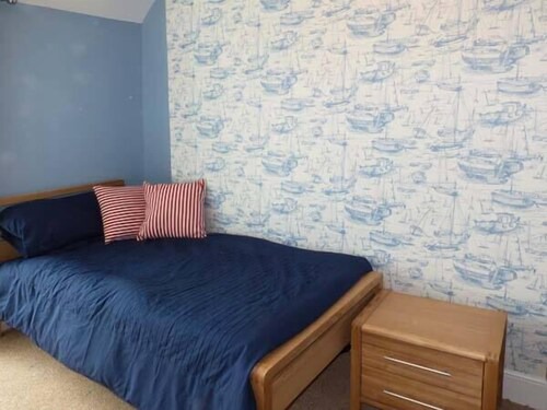 Llanfairfechan Apartment | Sea View Apartment, LLANFAIRFECHAN