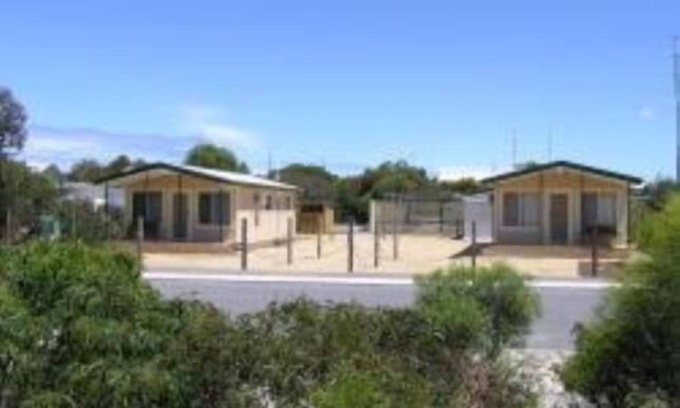 Warrenben House | Seabreeze Accommodation sleeps 4. Minimum night stay