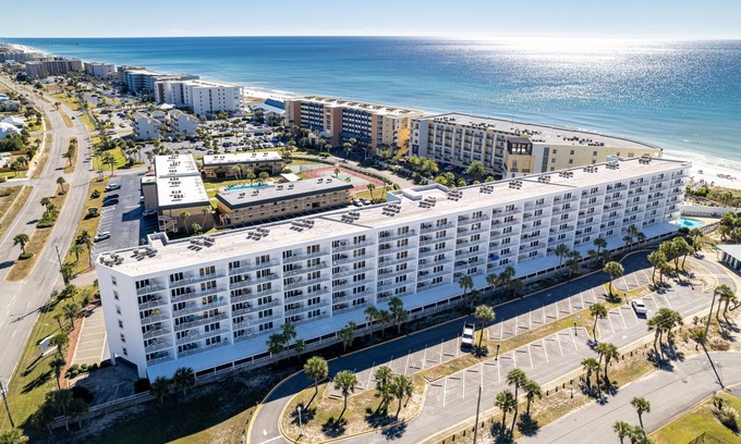 Fort Walton Beach Condo | Seacrest 511 is a Gulf side 2 BR on Okaloosa Island by RedAwning