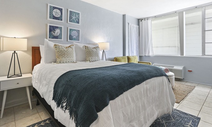 Bostwick Park Condo | Seas the Day! 🏝 Trendy Beachfront Studio!