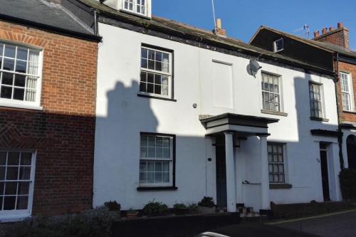 Exmouth House | Seaside, Exmouth Centre - sleeps 6+