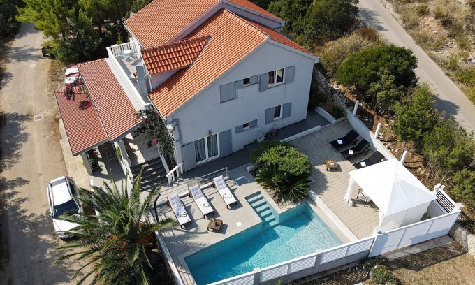 Pasadur House | Seaside house with a swimming pool Pasadur, Lastovo (K-15847)