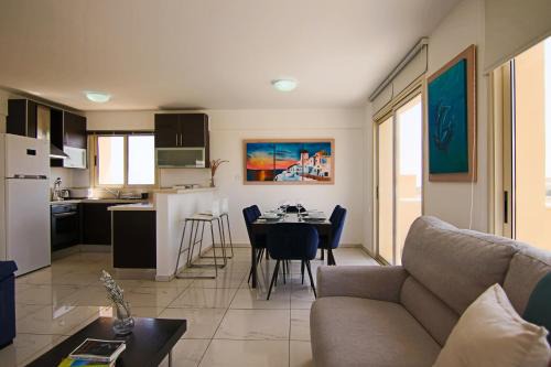 Pervolia Apartment | Seaside Luxury Flat Pervolia
