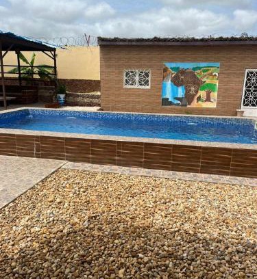 Bargny Gouddau Apartment | Seaside Villa Sleeps 2 with Ocean Views