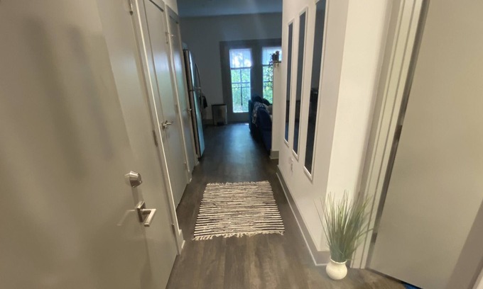 Merry Oaks Apartment | Secluded single or couple studio - 10 mins from Downtown Nashville