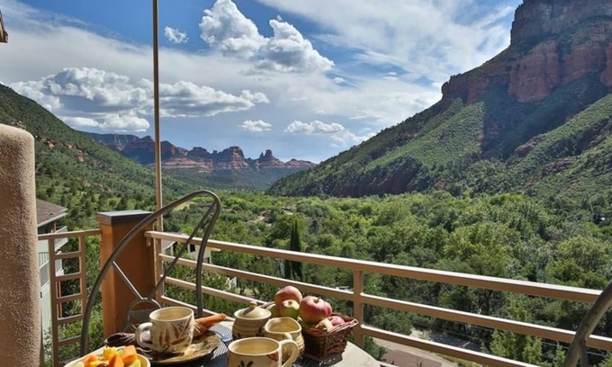 Sedona House | Sedona’s Famous Oak Creek Canyon Getaway