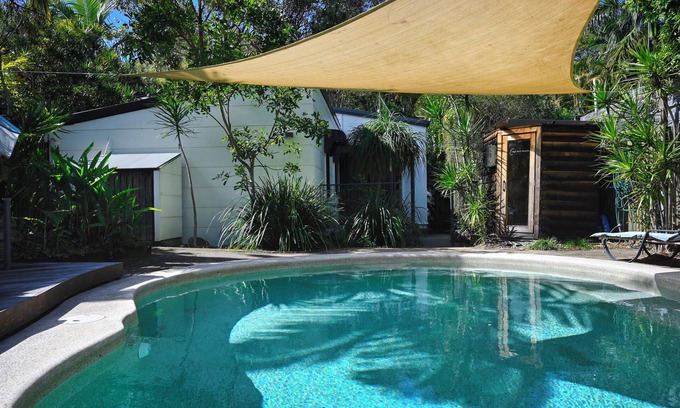 Yaroomba Apartment | Serene 3-bedroom retreat, nestled in nature, a short walk from Yaroomba Beach