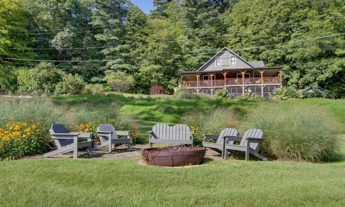 Silver Bay House | Serene Silver Bay Home on Lake George w/Boat Slip