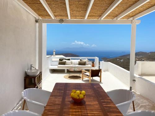Serifos House | Serifos Olive