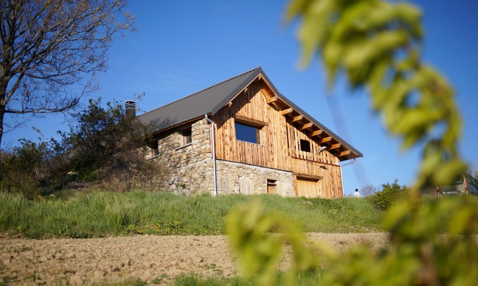 Chorges Ski Chalet | Serre-Ponçon mountain chalet, large plot of land