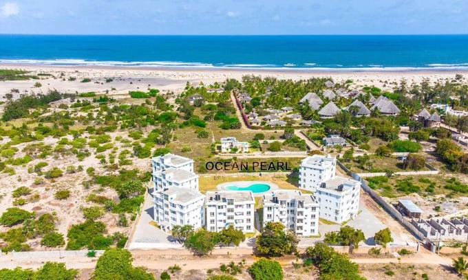 Malindi Apartment | Serviced 2 bedroom apartment near the ocean front