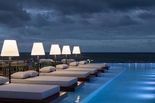 Cabo Branco Apartment | Setai Yacht