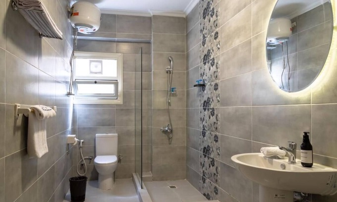 Ash-Shruq Apartment | Settle Inn South 90 Apartments