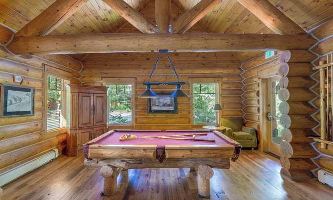 Keystone Villa | Settler's Creek #6563 by Summit County Mountain Retreats