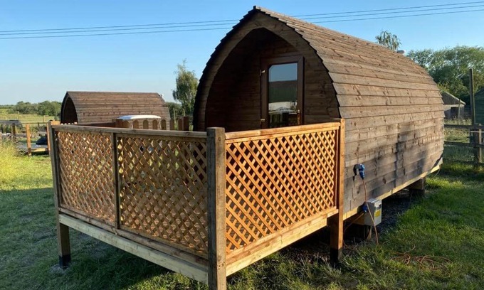 Lincoln Apartment | seven acre farm campsite
