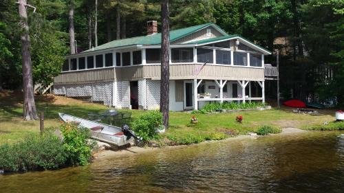 Gray House | Seymour Lake House