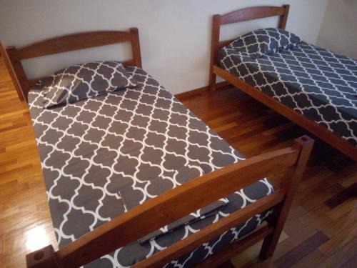 Santa Cruz Apartment | Shared Room Funchal or Santa Cruz Lodges
