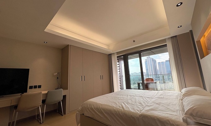 Middle Chaoyang Apartment | Shimao TNT Apartments