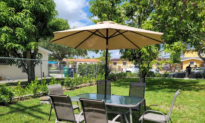 Westchester House | Shopper's Paradise