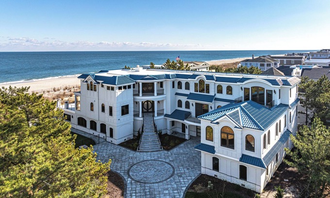 Dewey Beach House | Shore King - Coastal Luxury at its Finest