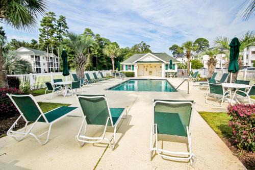 Carolina Forest Apartment | Shoreline Serenity at River Oaks