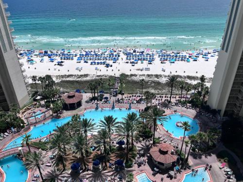 Panama City Beach Apartment | Shores of Panama 2 BED 2 BATH on Beach