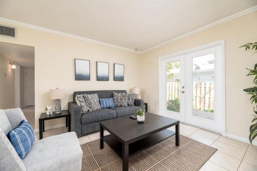 Wilton Manors Apartment | Short Walk to Wilton Drive Apt3