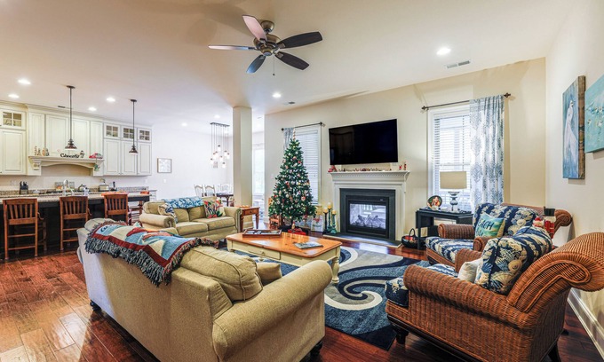 Ocean View House | Shuttle to Beach: 'Shore Thing' Home in Ocean View