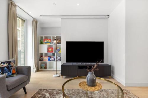 Docklands Villa | ShyVilla