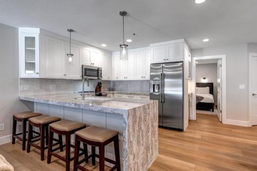 North Park City Apartment | SILVER CLIFF VILLAGE 103 condo