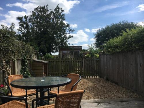 Reydon Apartment | Simmons Cottage, Reydon, Southwold