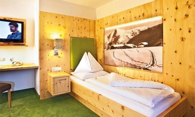 Filzmoos Apartment | Single room "Rettenstein mit Balkon", 4-6 nights - Alpenhof, country hotel