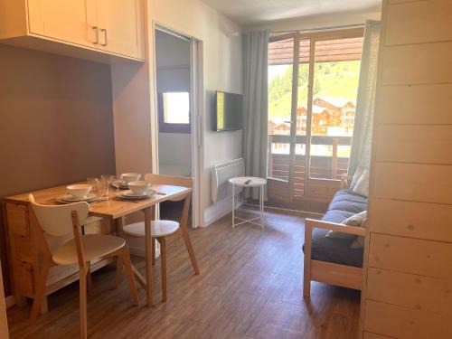 Plagne Soleil Apartment | Ski aux pieds