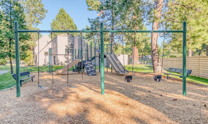 Century West Condo | Ski House 261