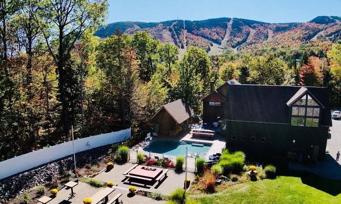 Sunday River Area House | Ski in, ski out! Custom Spa Retreat. Direct access to Sunday River Resort